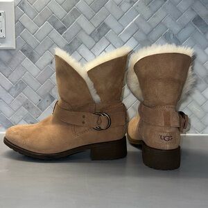 UGG ankle boots size 7. New